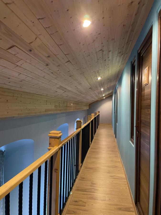 Tbilicity Hotel Тбилиси Экстерьер фото